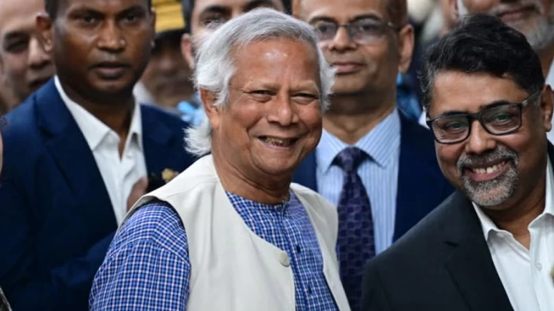  কত জনের বহর নিয়ে নিউইয়র্ক গেলেন ড. ইউনূস?