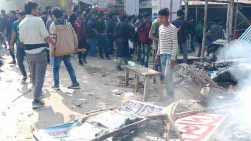 ‘মার্চ ফর ইউনিটি’র শিক্ষার্থীদের গাড়িবহরে হামলা, সংঘর্ষে রণক্ষেত্র